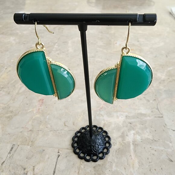 Stony Jade-Colored Drop Earrings - Picture 5 of 6